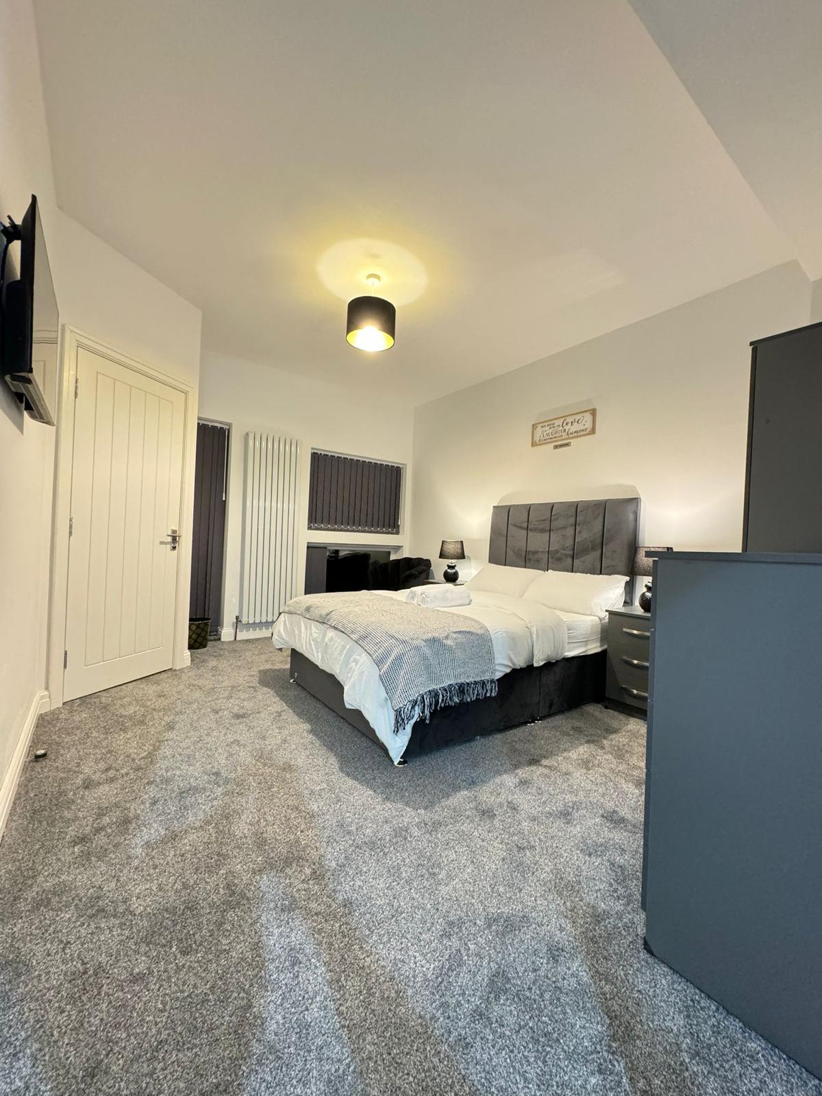 Spacious superior double room at Icon Residencia